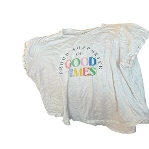 Old Navy White and Red Short Sleeve Tee